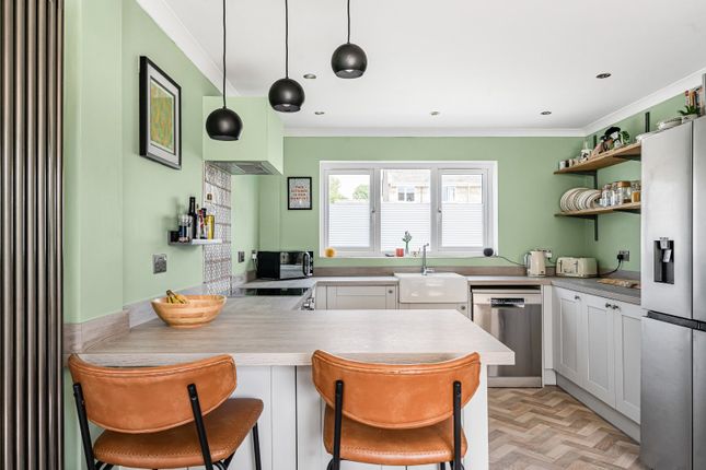 113, Alexander Drive, Gloucestershire photo 4