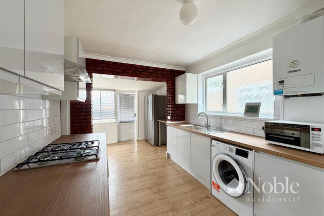 23, Coronation Drive, Hornchurch photo 2