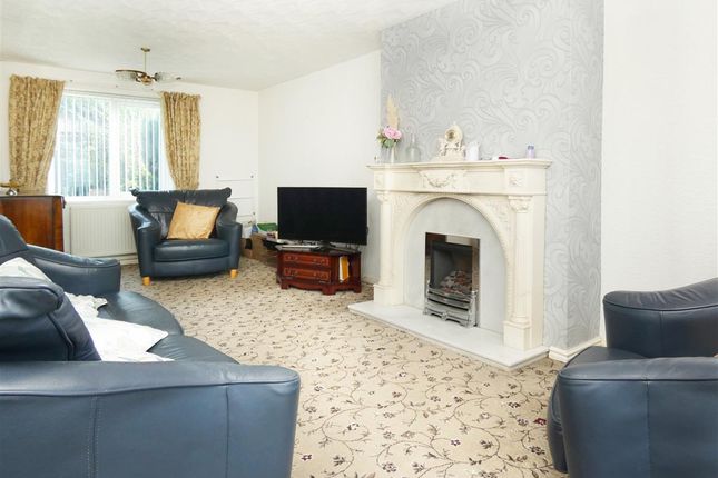 48, Wallace Avenue, Liverpool photo 2