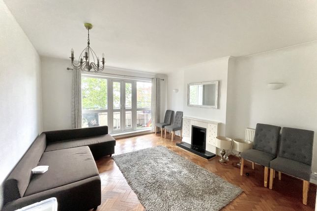 22, Hertford Court, London photo 3