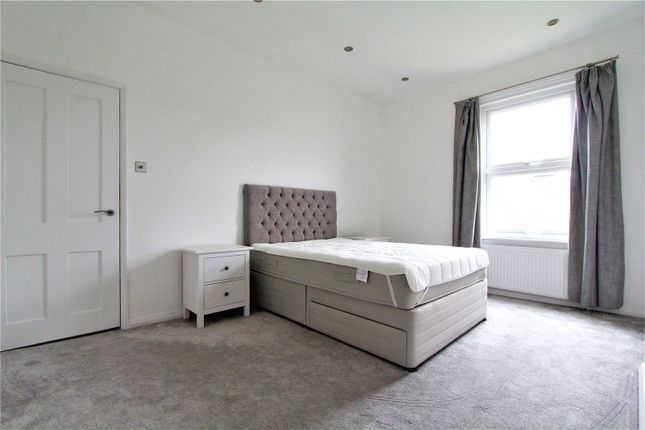 Thumbnail Flat to rent in Greenhill Road, Harrow, Middlesex