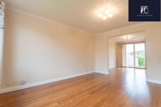 8, Cowal Crescent, Kirkintilloch photo 4