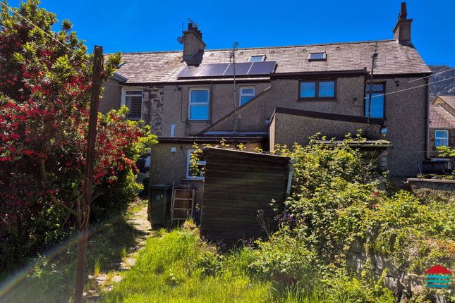 4 Eifl Road, Caernarfon photo 2