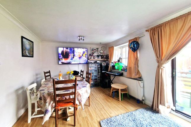 4-bed semi-detached on Morley Crescent West, Stanmore, £610,000