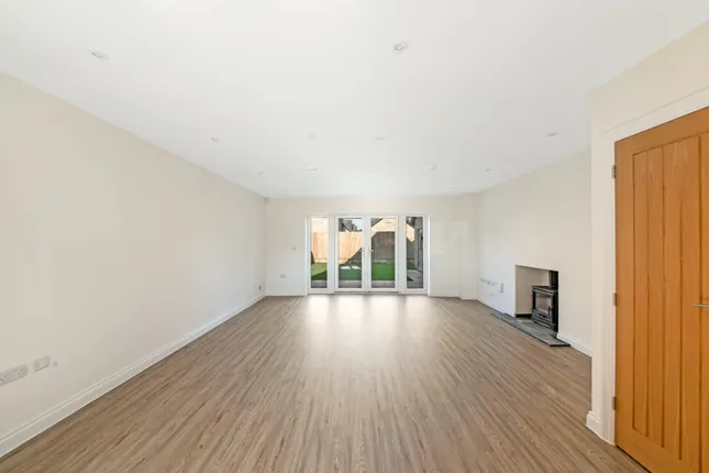 Hurstwood Homes - Newchurch Meadows