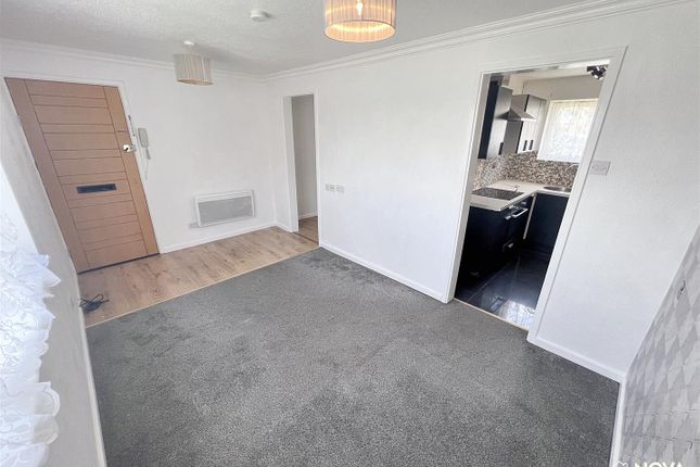 3, Repton Close, Luton photo 4