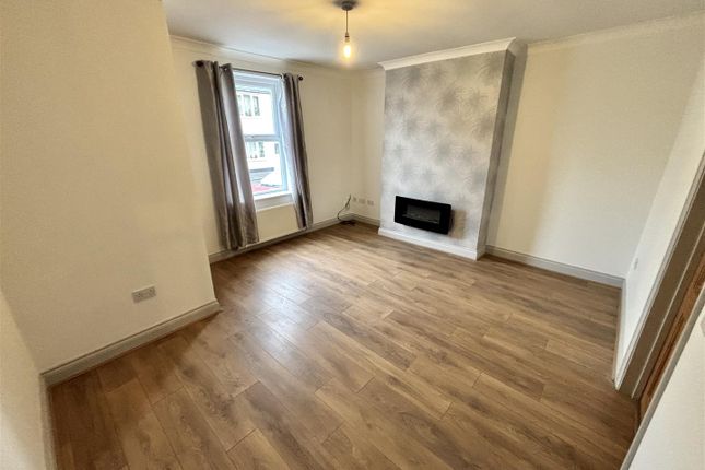 84, Broomside Lane, Belmont photo 3