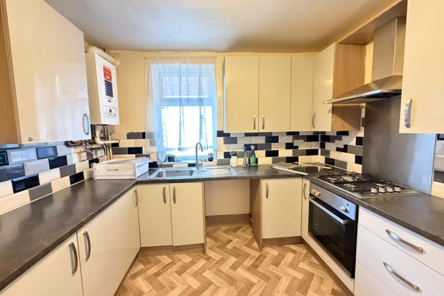 Whatsapp Image 2025-10-20 At 12.28.13 (3)