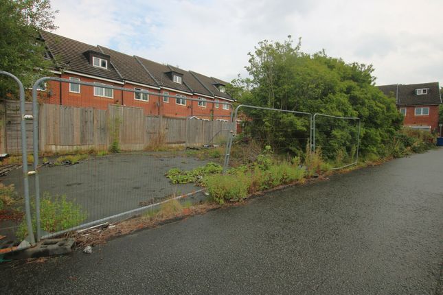 Land in BB2 4AX