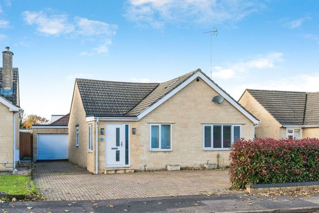 Detached bungalow for sale in Thames Avenue, Swindon