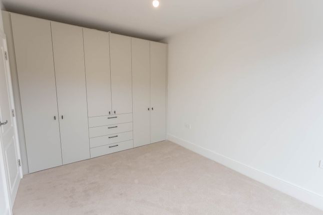 6 Highclere House, Kings Road, Sunninghill photo 4