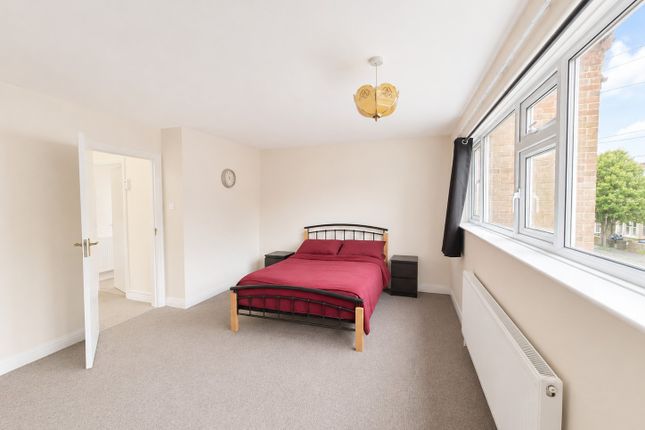 38, Wilton Avenue, SOUTHAMPTON photo 4
