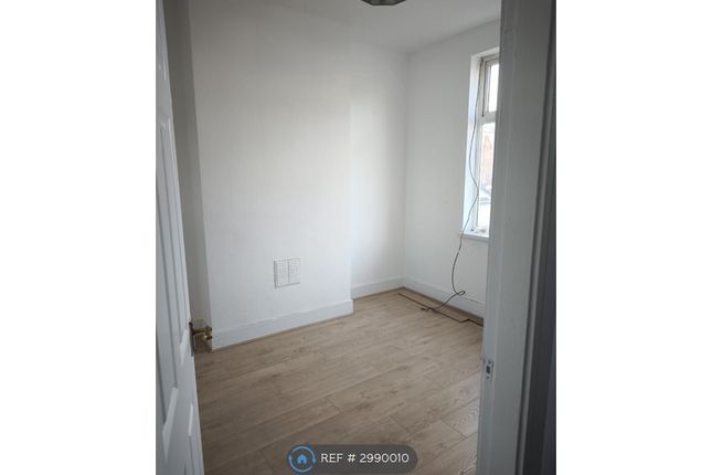 Tunnard St, Grimsby photo 4