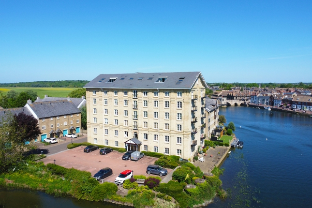 1-bed flat on 1.2, The Old Mill, St Ives, £260,000