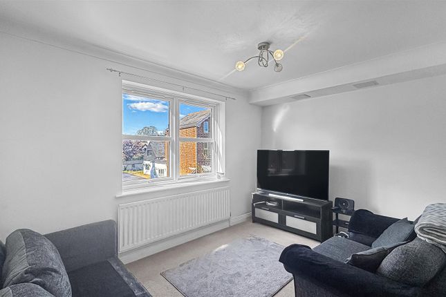 Flat 10 The Orkneys, 3, Salisbury Road, Blandford Forum photo 2