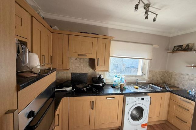 21, Huntingtower Road, Glasgow photo 3