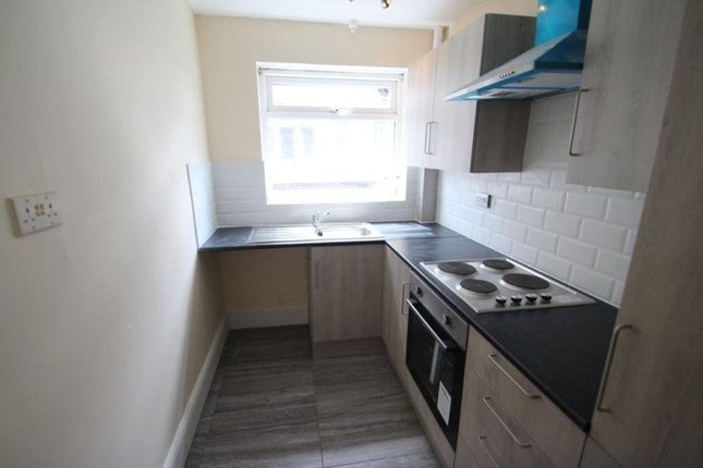 Thumbnail Flat to rent in Stoneygate Avenue, Stoneygate, Leicester