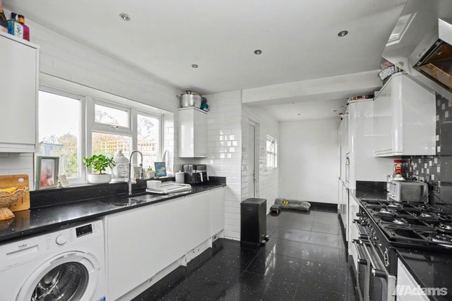 6, Langford, Liverpool photo 3