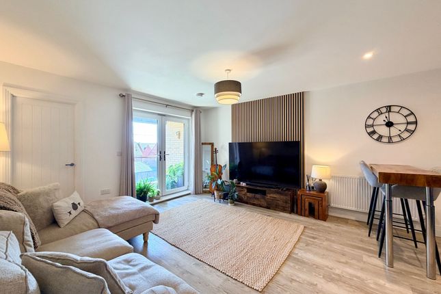 18 Hazel Grove, Wantage photo 3