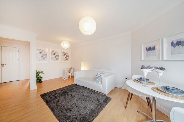 1369014-9-68Ef8B7...