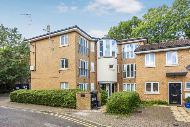 Thumbnail Flat for sale in Shalbourne Square, Hackney Wick