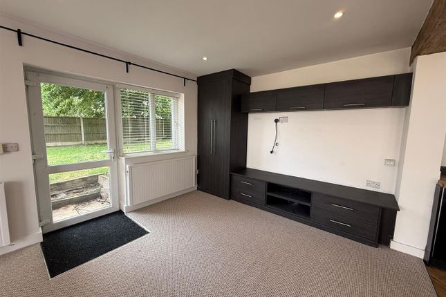 Top Shed, Northfield Lane, Mansfield photo 5