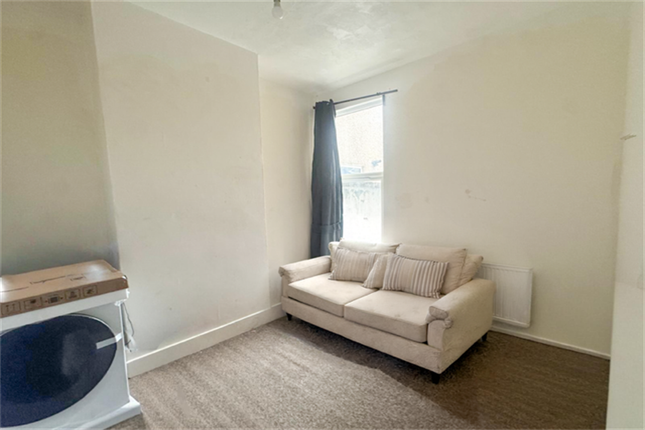 88, Davidson Road, Croydon photo 2