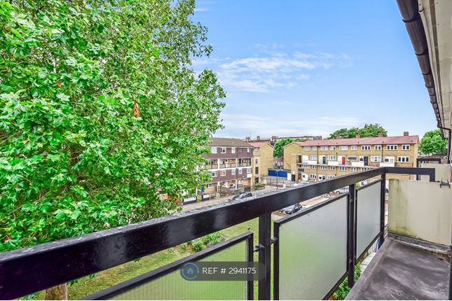 Flat, Peter Hills House Linsey Street, London photo 3