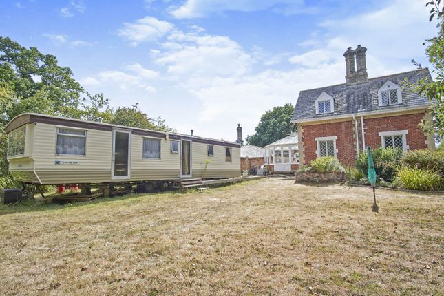 Cottage for sale in East Cowes Road, Whippingham