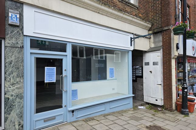 Retail premises to let in Swan Court, London Road, East Grinstead