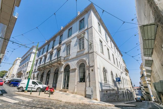 Apartment for sale in Street Name Upon Request, Lisboa, Santa Maria Maior, Pt