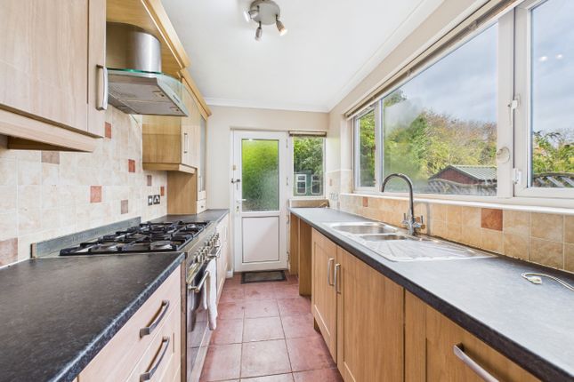 716, Spring Bank West, Hull photo 2