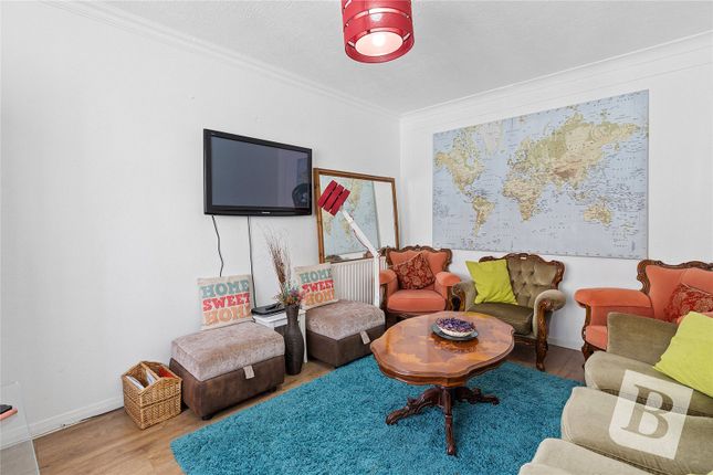 44a, Whalebone Grove, Chadwell Heath photo 4