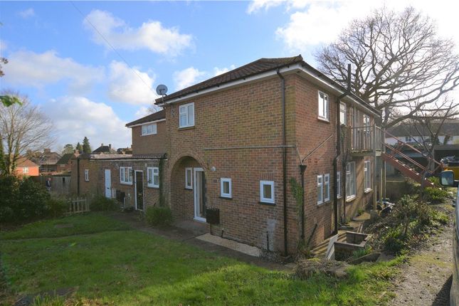 5 bed flat for sale in Orchard Road, Onslow Village, Guildford GU2