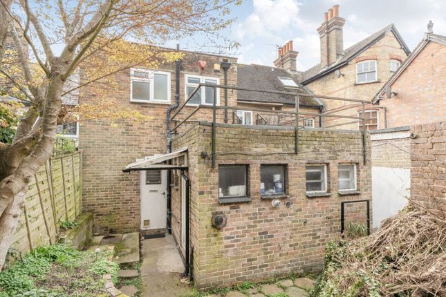 5 Church Street, Edenbridge photo 4