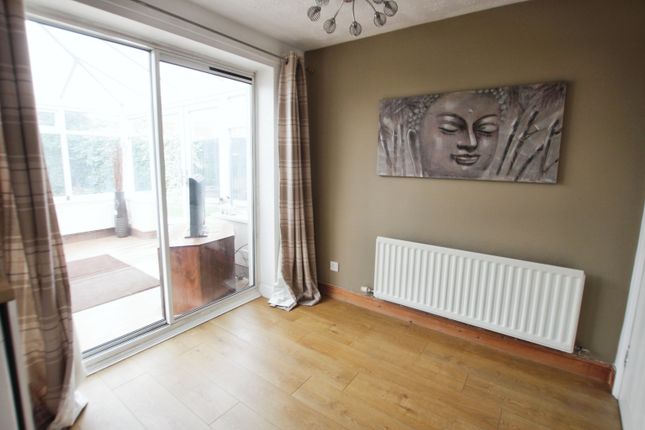50, Manorwood Drive, Whiston photo 4