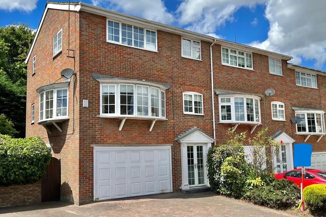 End terrace house for sale in Kings Road, Henley-On-Thames, Oxfordshire RG9