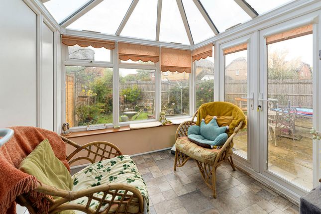 7, Ballard Way, Tonbridge photo 4