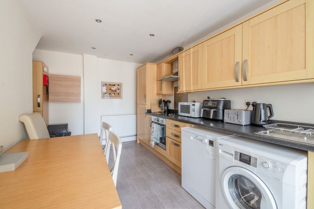 Coach House, 29a, Banks Lane, Keighley photo 4