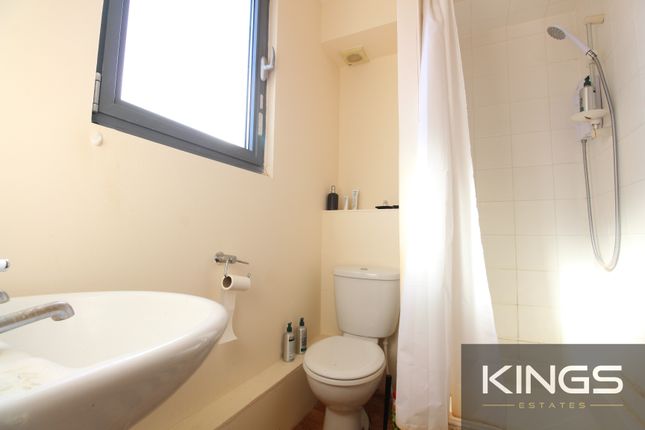 Flat 14 Mede House, Salisbury Street, Southampton photo 3