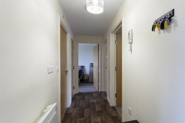 Flat for sale in Princess Drive, York
