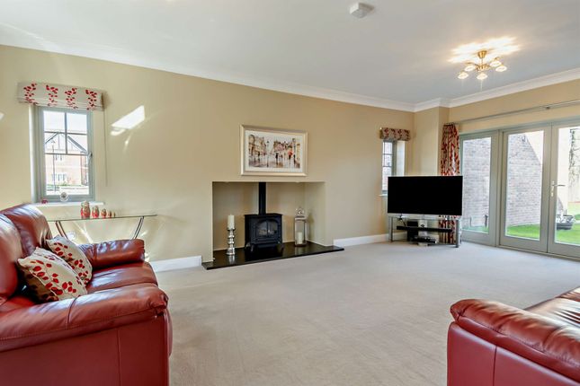 6, Vawser Crescent, Peterborough photo 5
