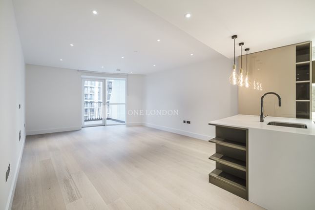 Flat to rent in Cassini Apartments, London