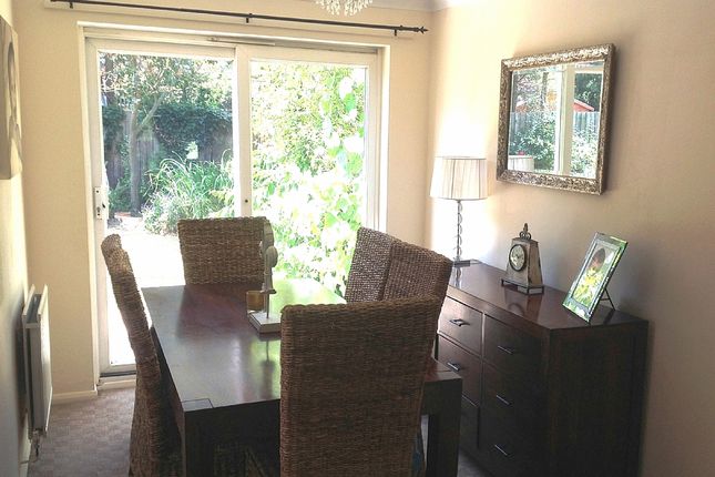 9 Dawson Drift, Kesgrave photo 2