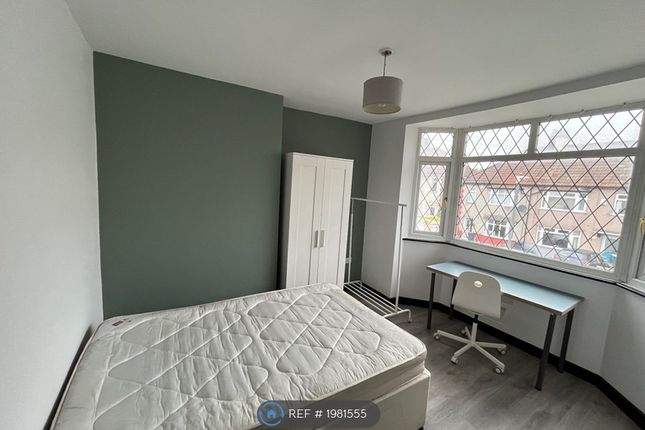 Room to rent in Cleve Road, Filton, Bristol