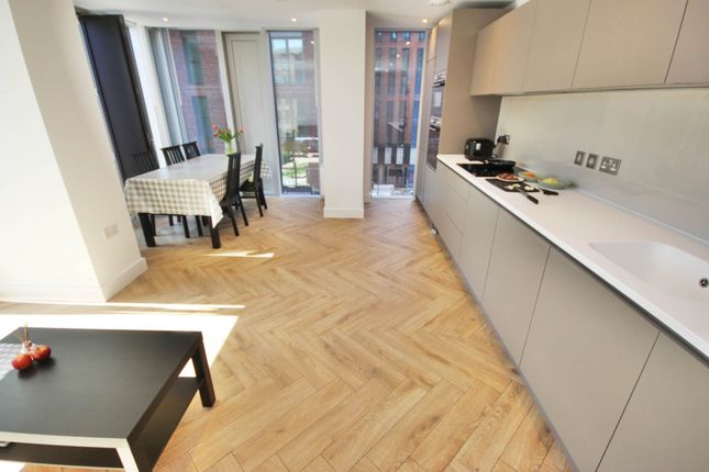 Apartment 206, One Port Street, Manchester photo 4
