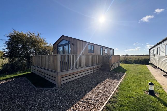 3-bed caravan on Plot 52, Sunset Brook, Croft Lane, Skegness, £45,000