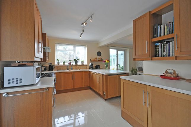 15, Springfield Drive, Newport photo 2