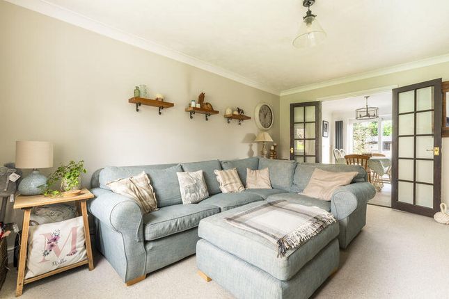 7, Cherry Gardens, Heathfield photo 4