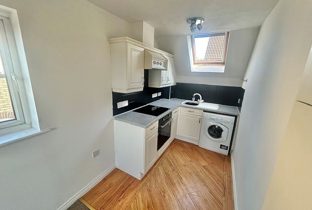 22, Basildon photo 5